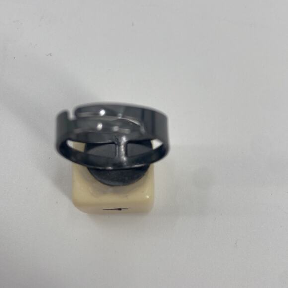 D and D Dice Ring - Picture 4 of 6